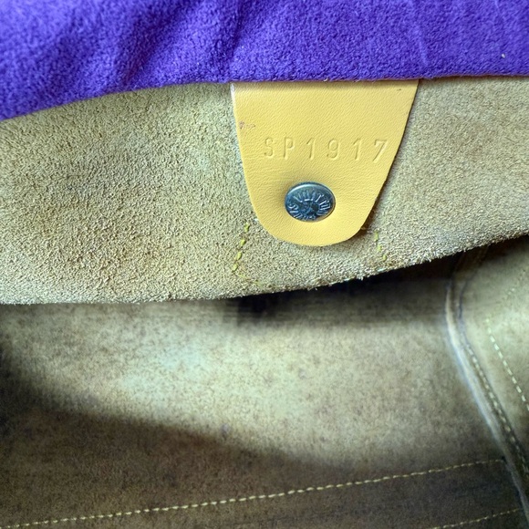 Authentic Louis Vuitton Speedy 25 satchel bag yellow Epi leather - Picture 16 of 16
